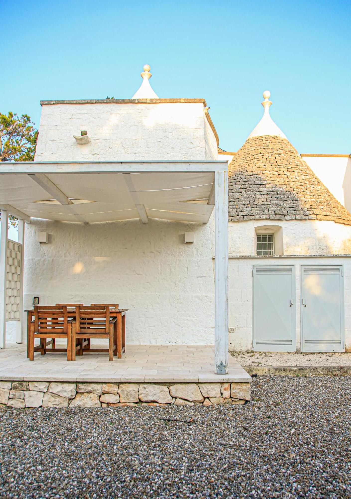 Itrulliescape Villa Locorotondo Exterior photo